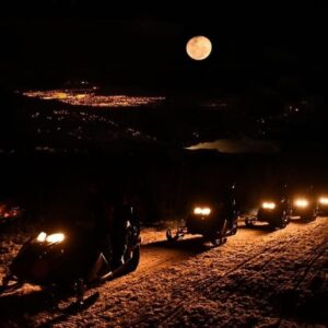 La Cueva - Paseo nocturno y cena